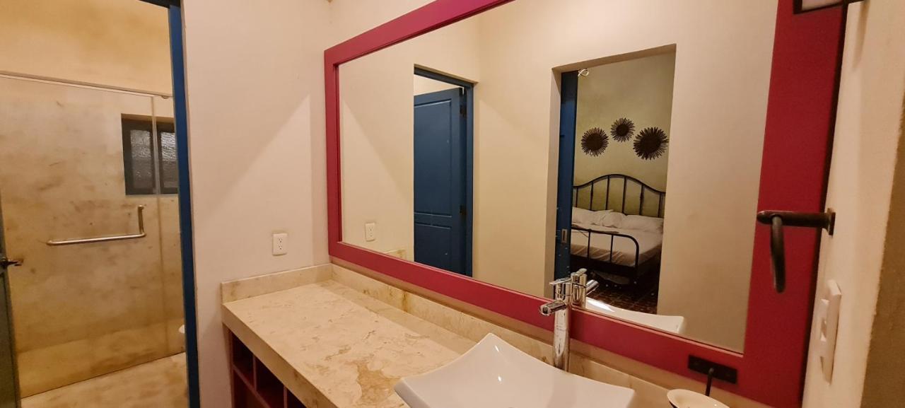 Casa Nicte, Hospedate En Una Casa Del Siglo XVIII Campeche Exteriör bild